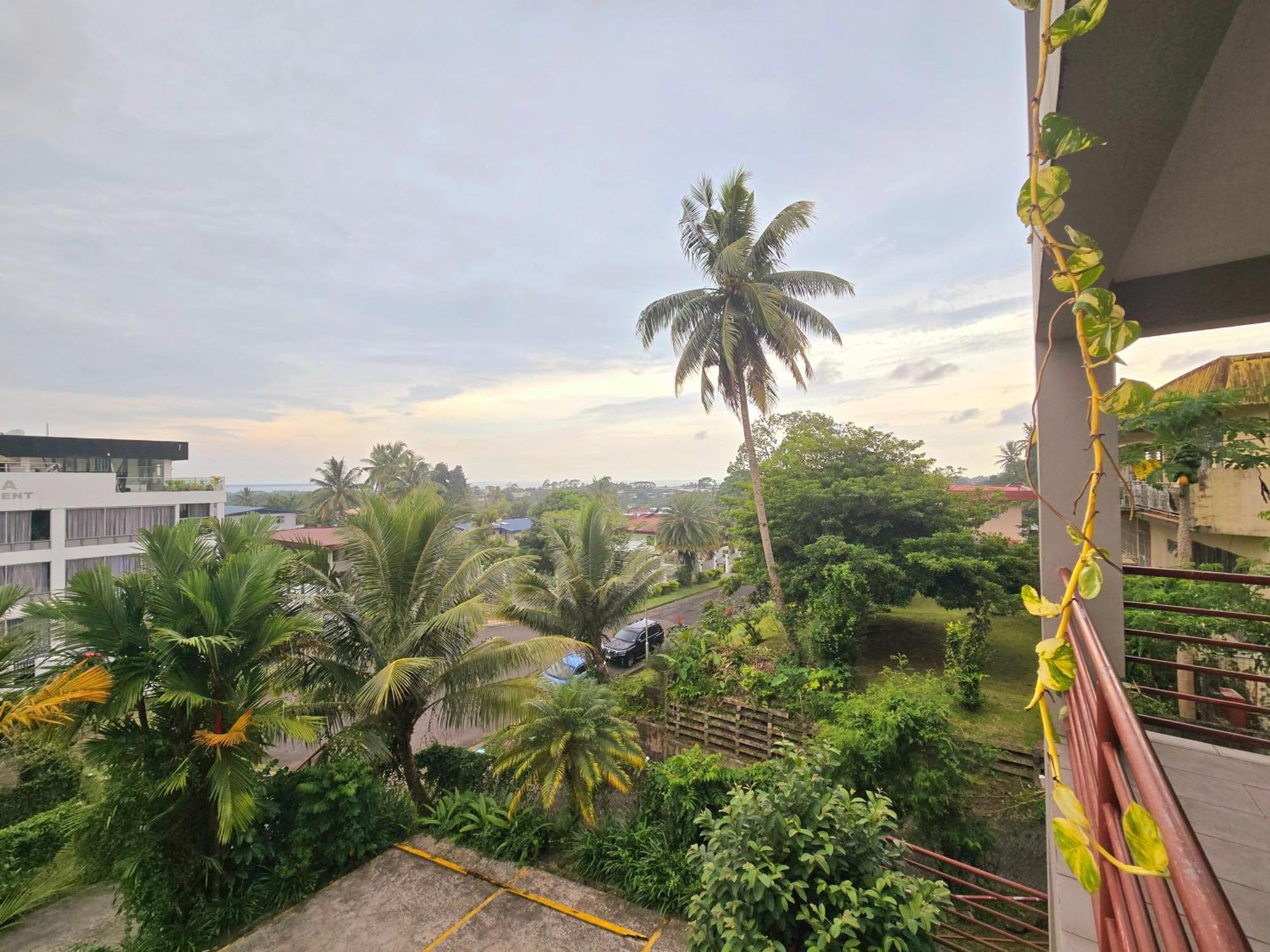 Апартаменты Family Retreat In Suva, Swimming Pool, Free Wifi & Parking Экстерьер фото